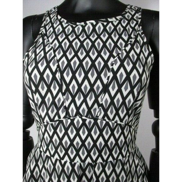 Topshop Dresses & Skirts - TopShop Drop Peplum Waist Midi Dress